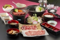 【名古屋駅発】*日帰り昼食付*『南信州さくらんぼ狩りとブランド牛食べくらべ』1